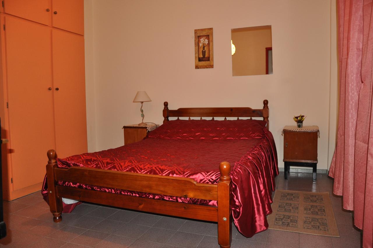 Alma Bohemia Hostel บัวโนสไอเรส ภายนอก รูปภาพ